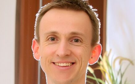 AlexW HeadShot cropped